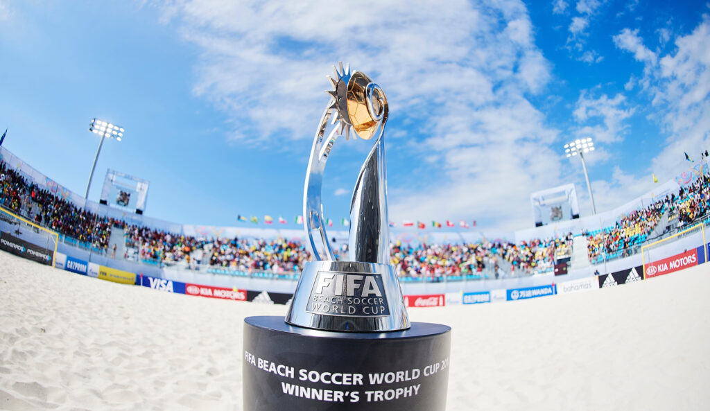 Giải vô địch bóng đá bãi biển thế giới (FIFA Beach Soccer World Cup) – Cúp vàng của những cuộc tranh tài đỉnh cao