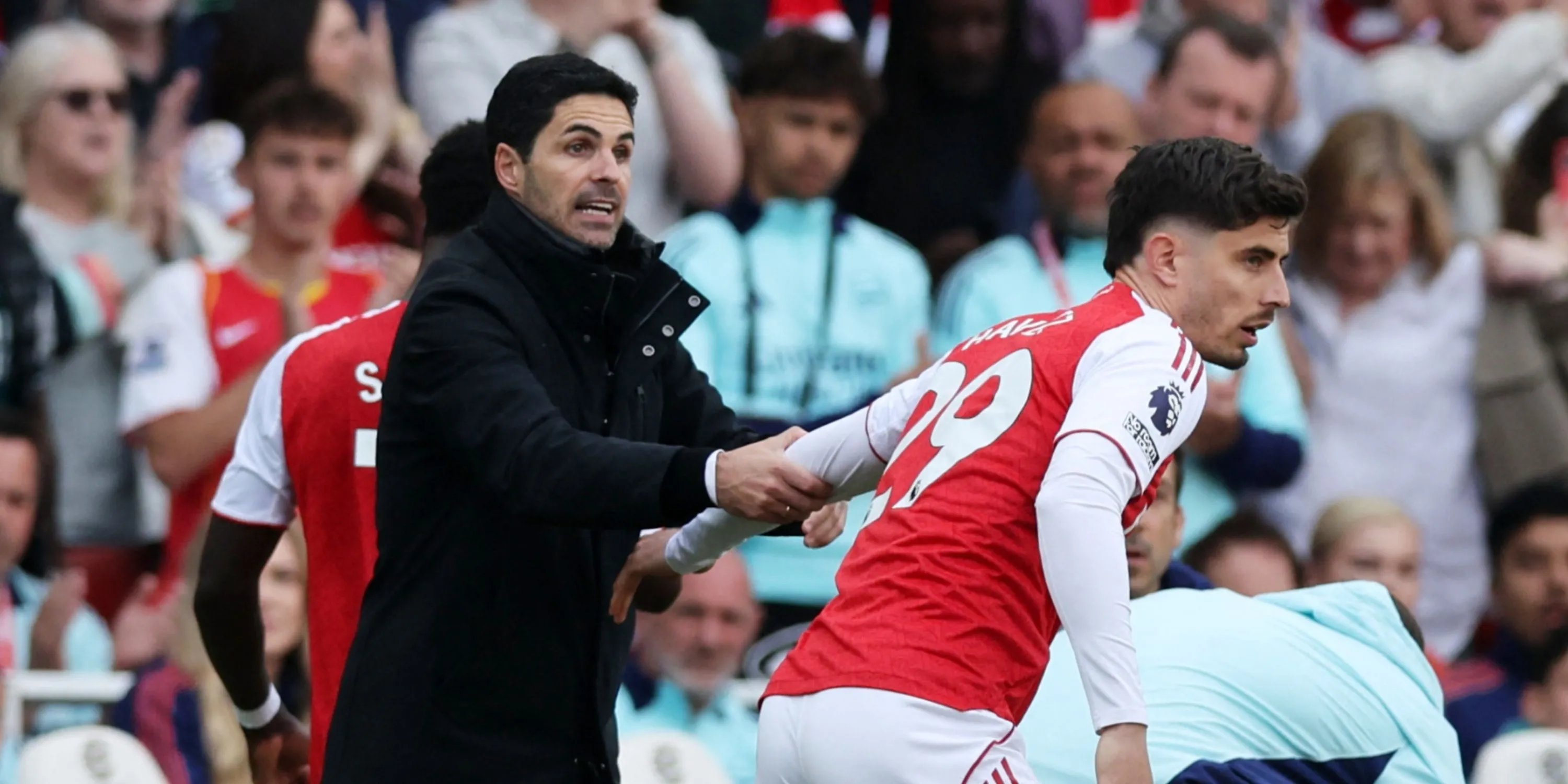 Kai Havertz với thể hình vạm vỡ hơn trong buổi tập của Arsenal dưới sự giám sát của HLV Mikel Arteta