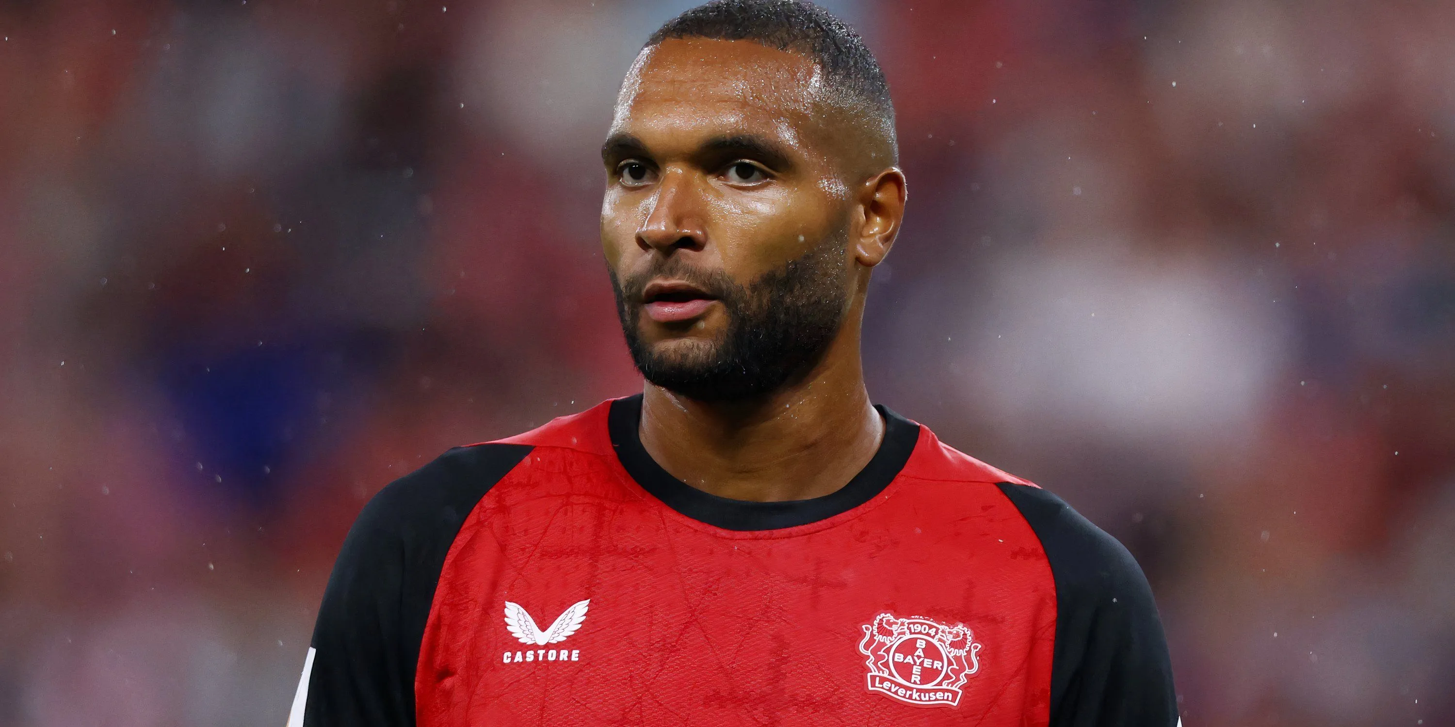 Trung vệ Jonathan Tah của Bayer Leverkusen, mục tiêu tiềm năng của Man Utd hè 2025