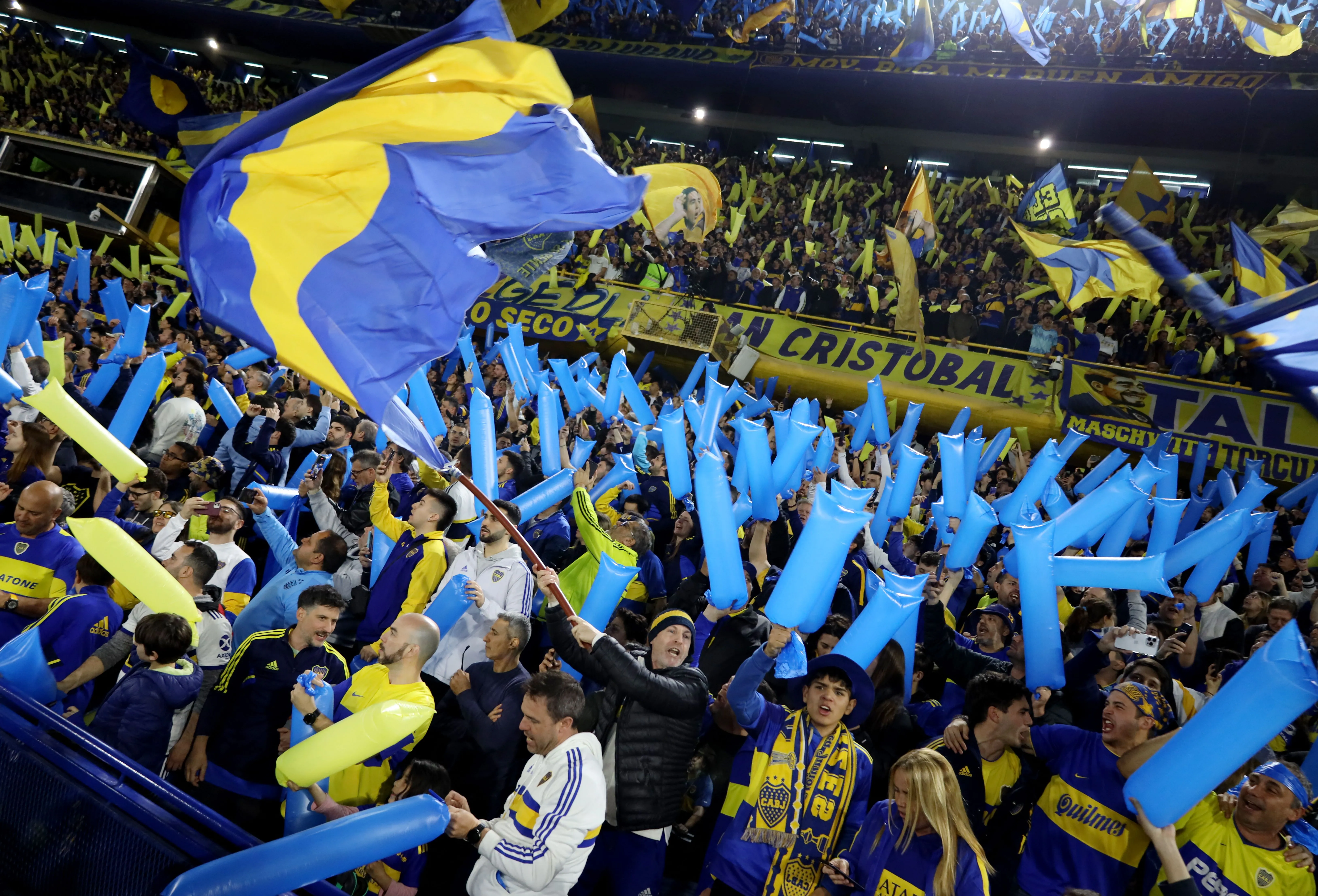 Các cầu thủ Boca Juniors trong một trận đấu tại Copa Libertadores.