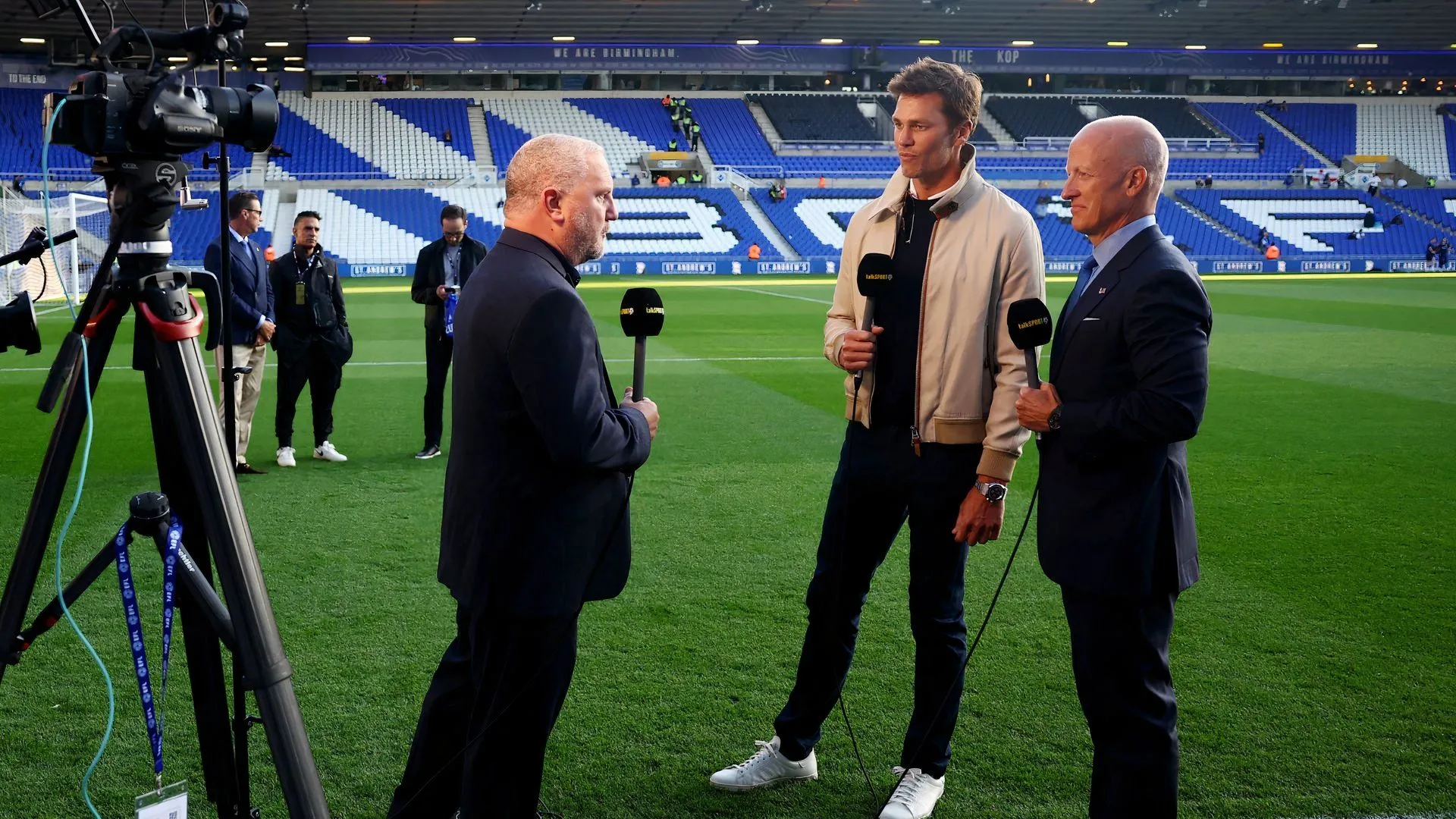Chủ sở hữu Tom Wagner và Tom Brady của Birmingham City