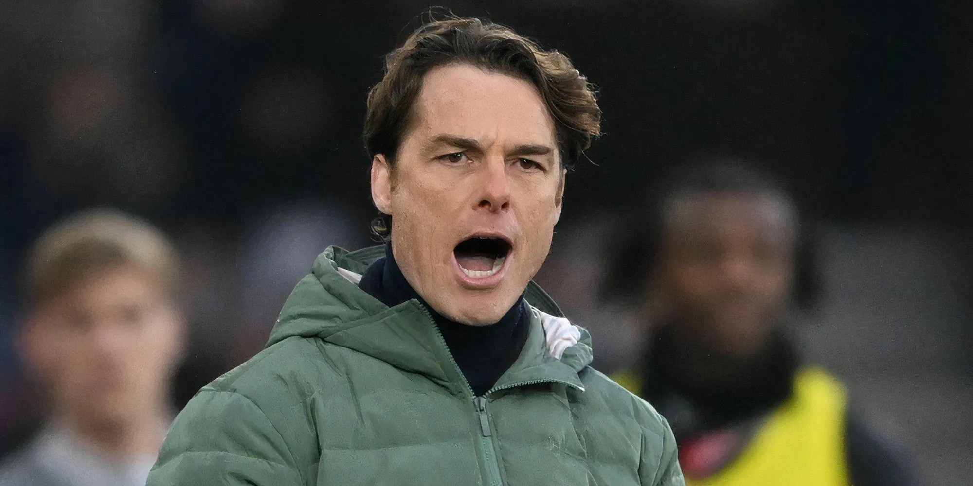 Cựu HLV Scott Parker trên sân tập của Burnley