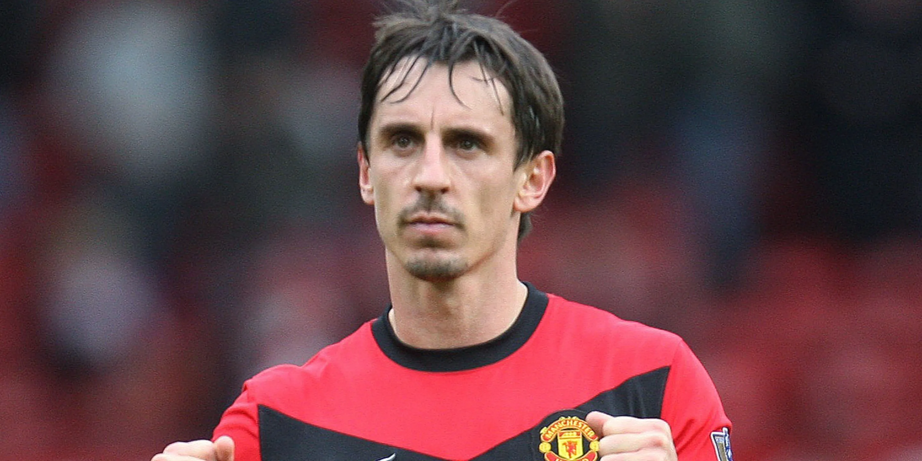 Gary Neville - biểu tượng hậu vệ phải của Manchester United