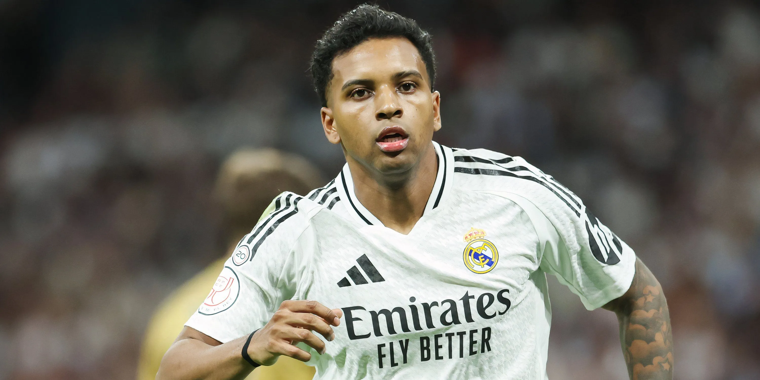 Rodrygo trong một trận đấu của Real Madrid, mục tiêu của Arsenal