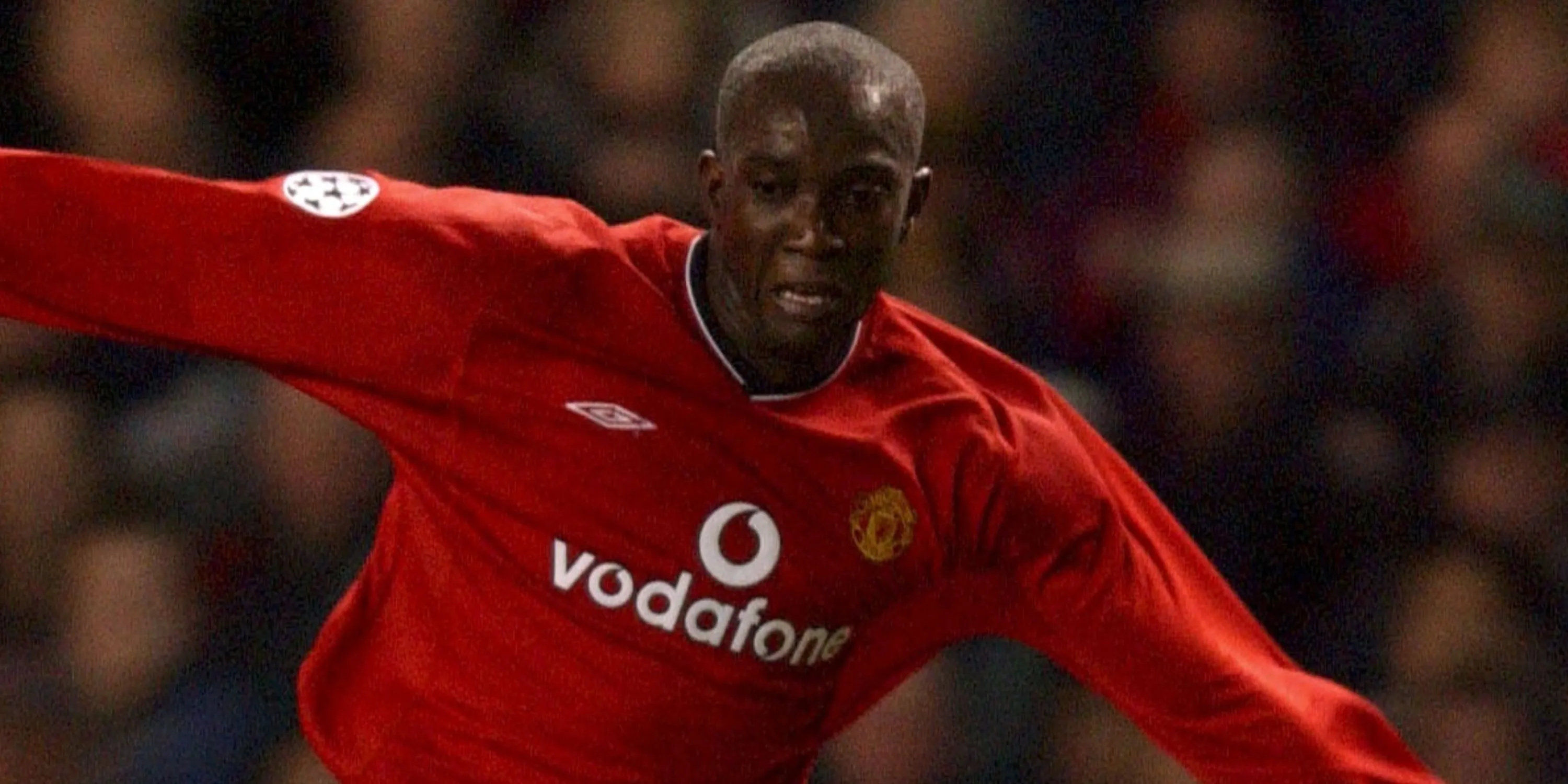 Tiền đạo Dwight Yorke trong màu áo Manchester United