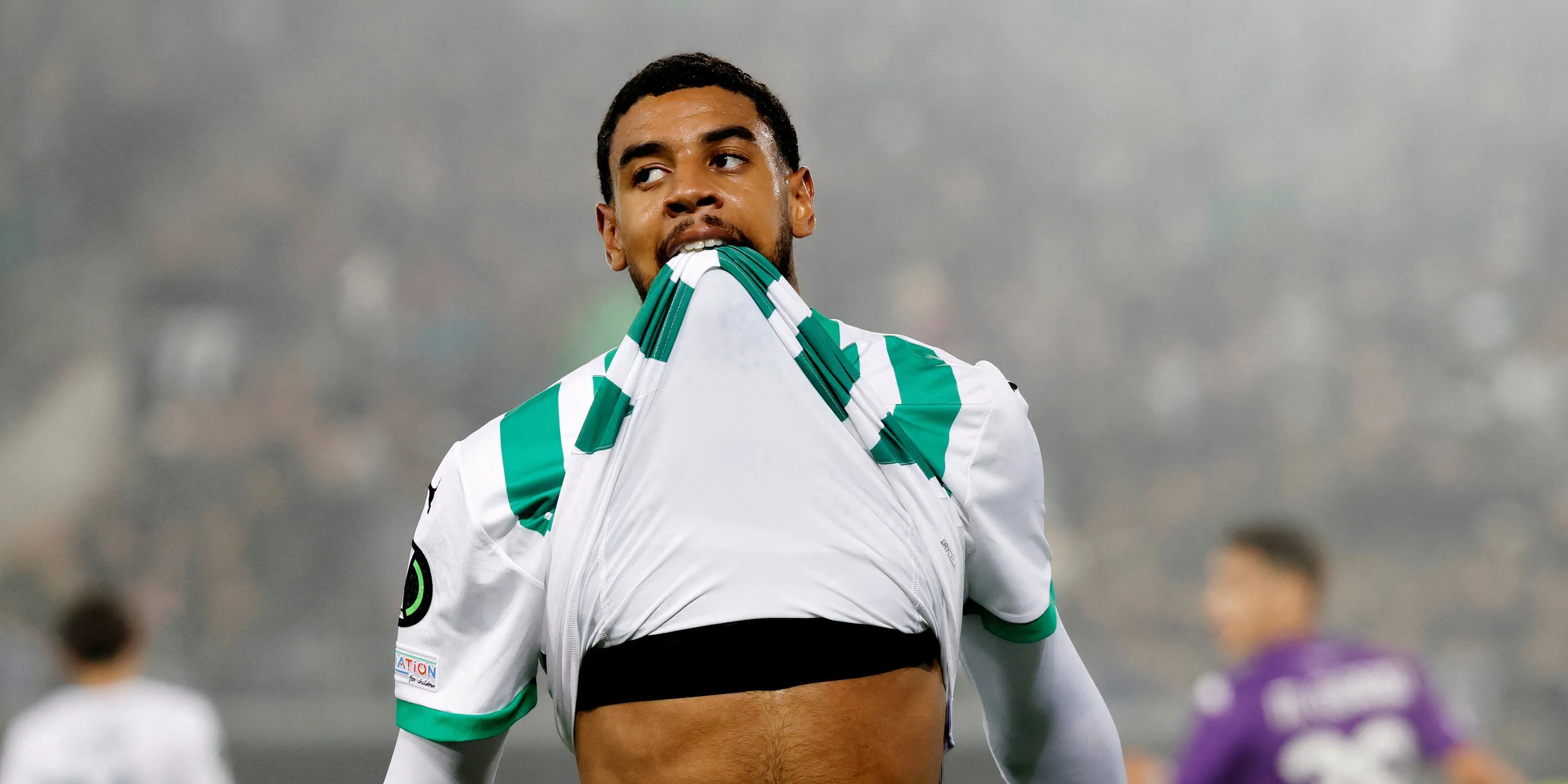 Willem Geubbels, tiền đạo người Pháp đang thi đấu cho St. Gallen, mục tiêu chuyển nhượng của Leeds United.
