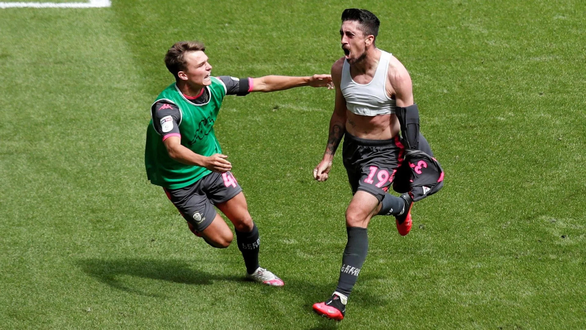 Pablo Hernandez, tiền vệ kiến thiết tài hoa của Leeds United, biểu tượng sáng tạo ở Championship.