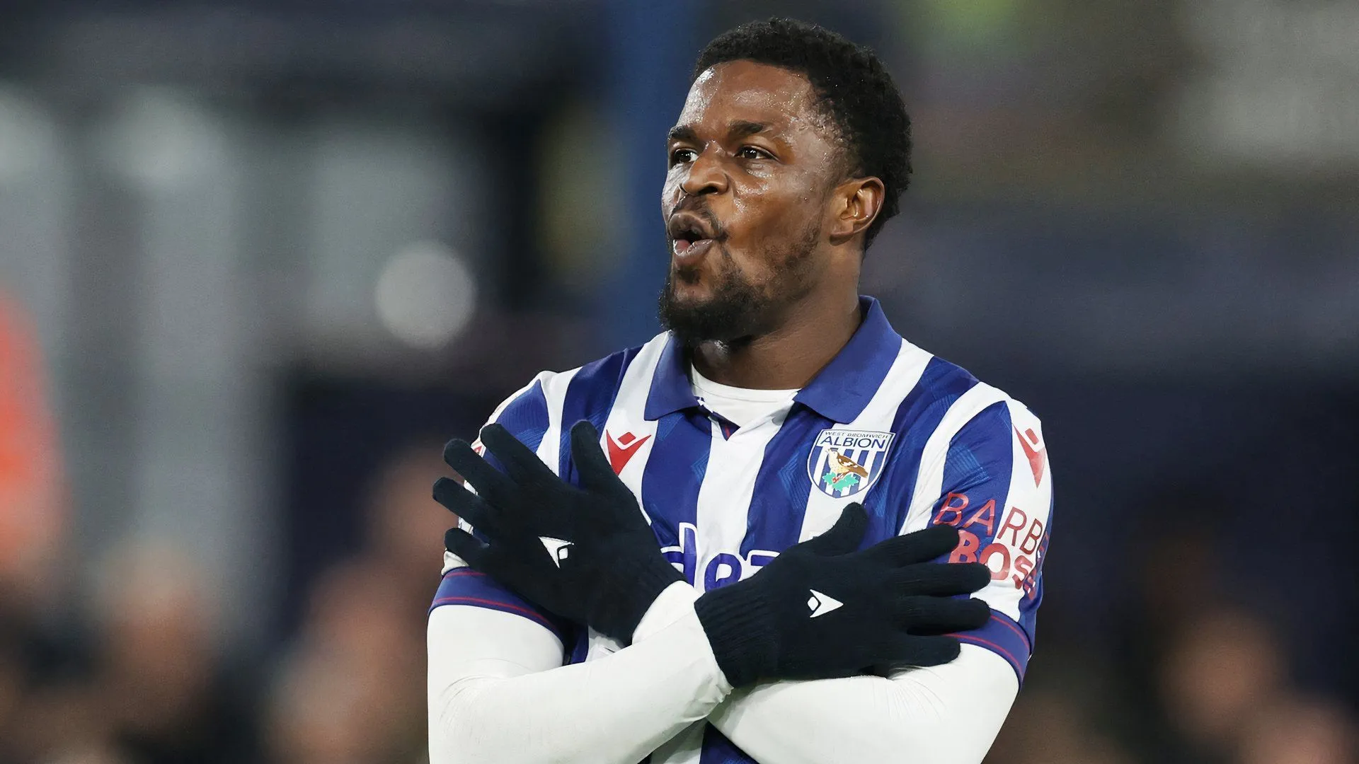 Tiền đạo Josh Maja trong màu áo CLB West Brom.