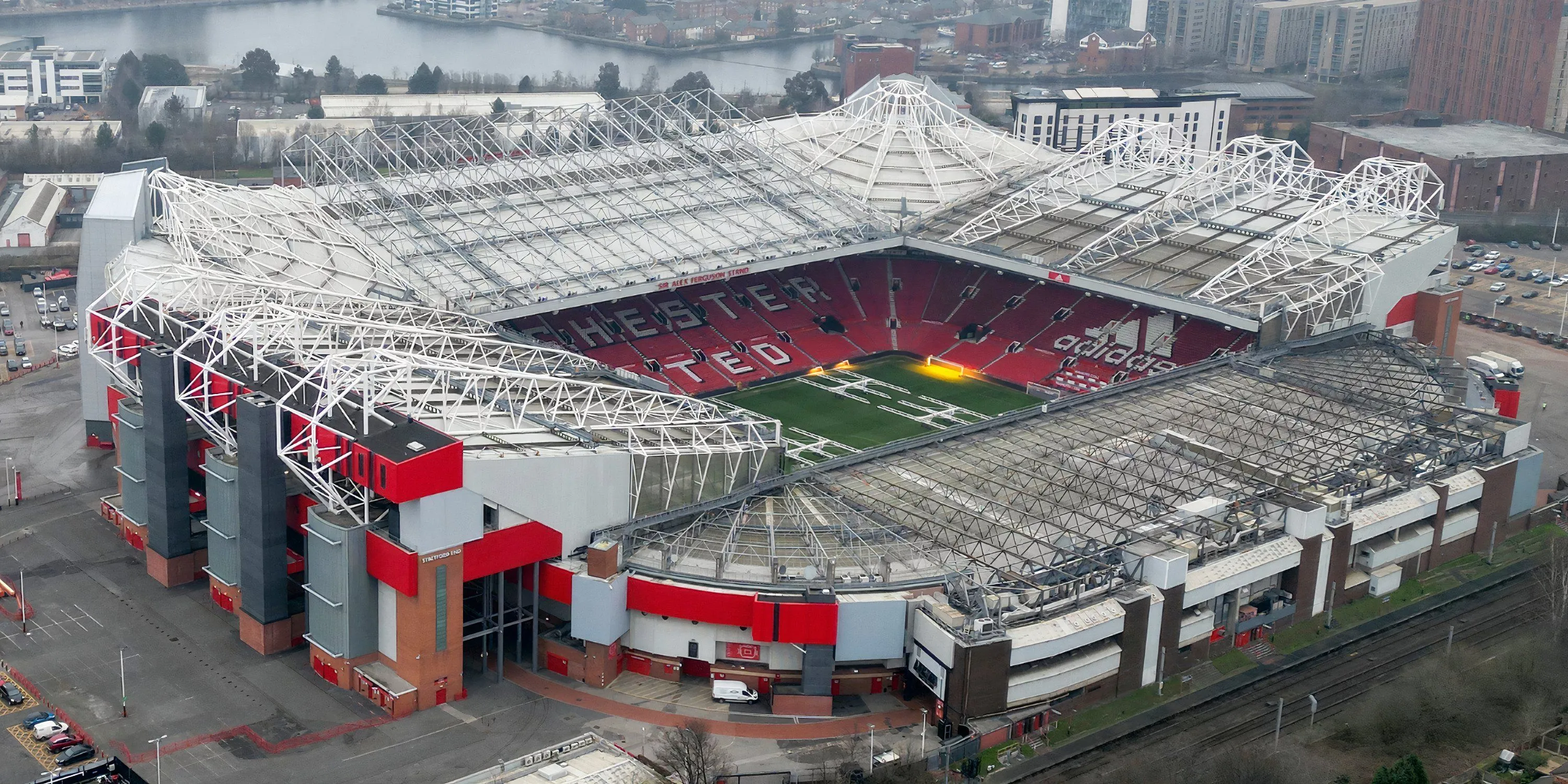 Toàn cảnh 'Nhà hát của những giấc mơ' Old Trafford, sân nhà của Manchester United