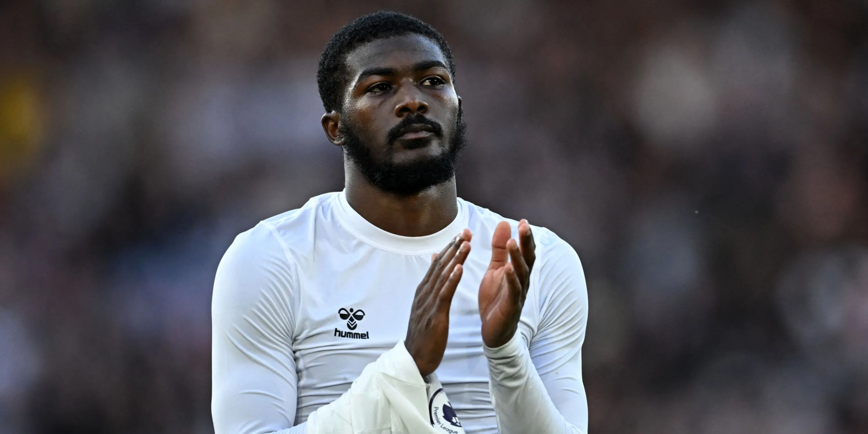 Ainsley Maitland-Niles trong màu áo Arsenal, cầu thủ đa năng tiềm năng của Everton