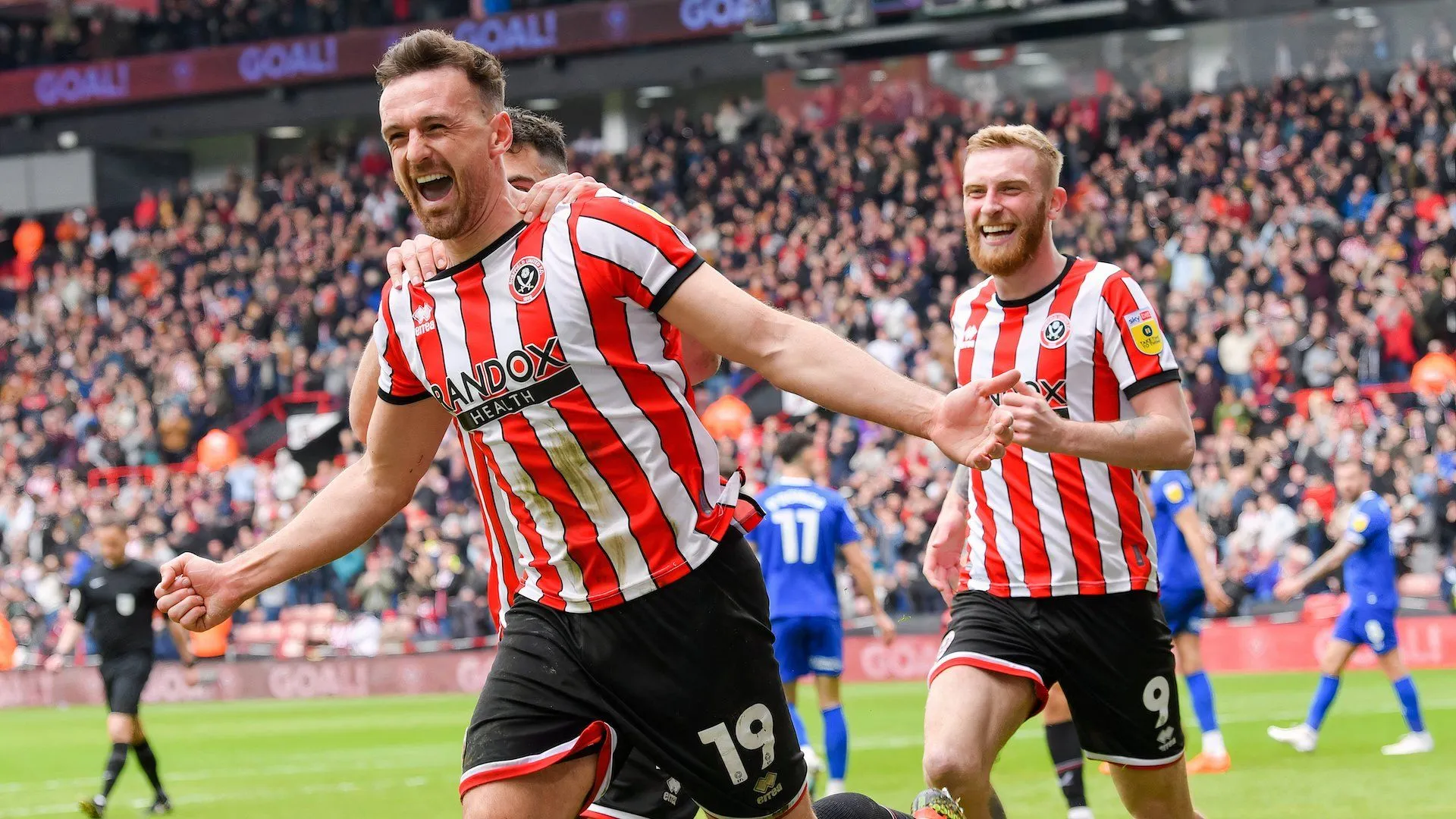 Jack Robinson trong màu áo Sheffield United, một trung vệ chất lượng có thể gia cố hàng thủ Wrexham.