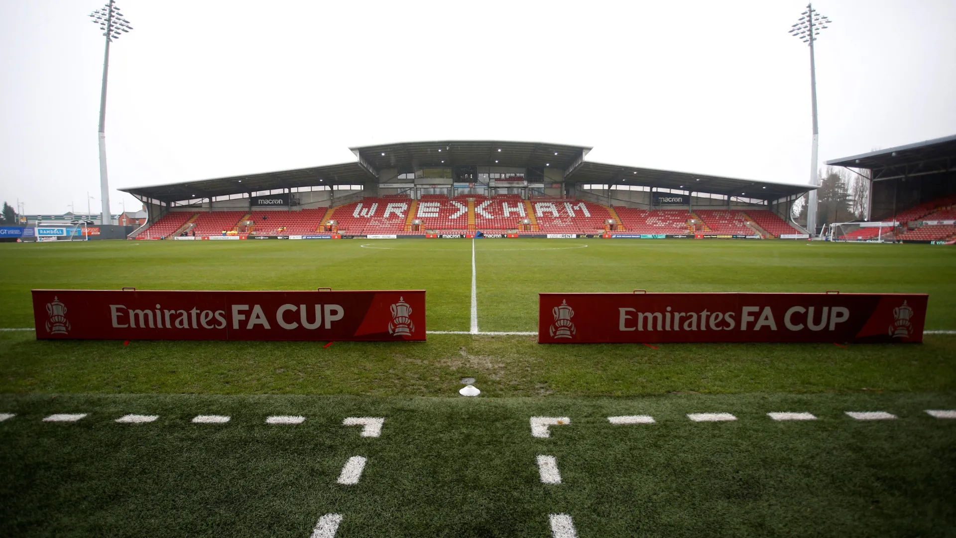 Patrick Bamford được cho là mục tiêu chuyển nhượng của Wrexham ở Championship