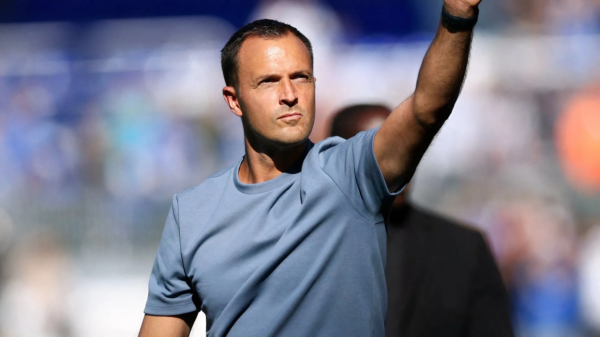 Chris Davies tập trung chỉ đạo đội hình Birmingham City