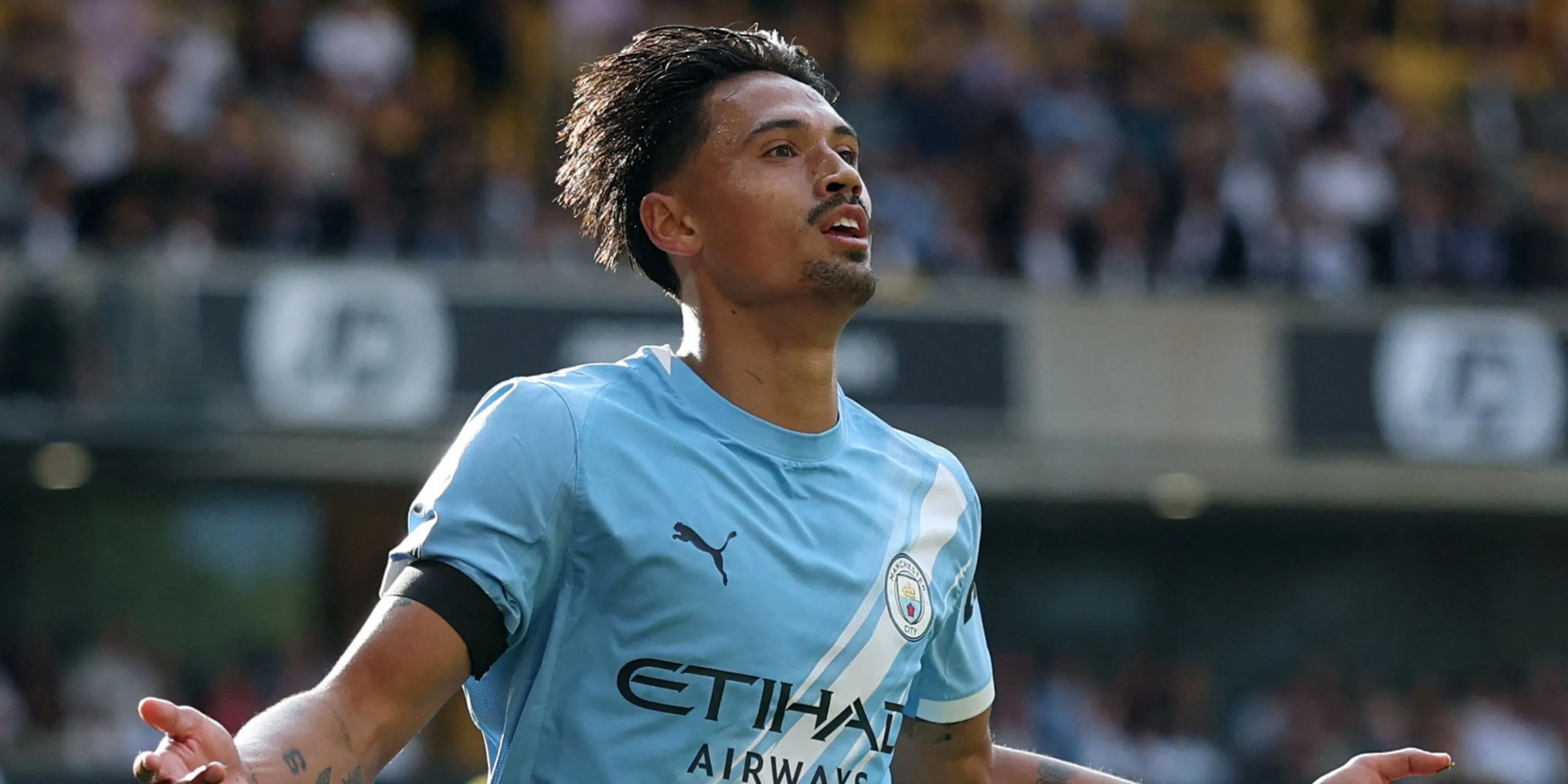 Tijjani Reijnders trong màu áo Manchester City