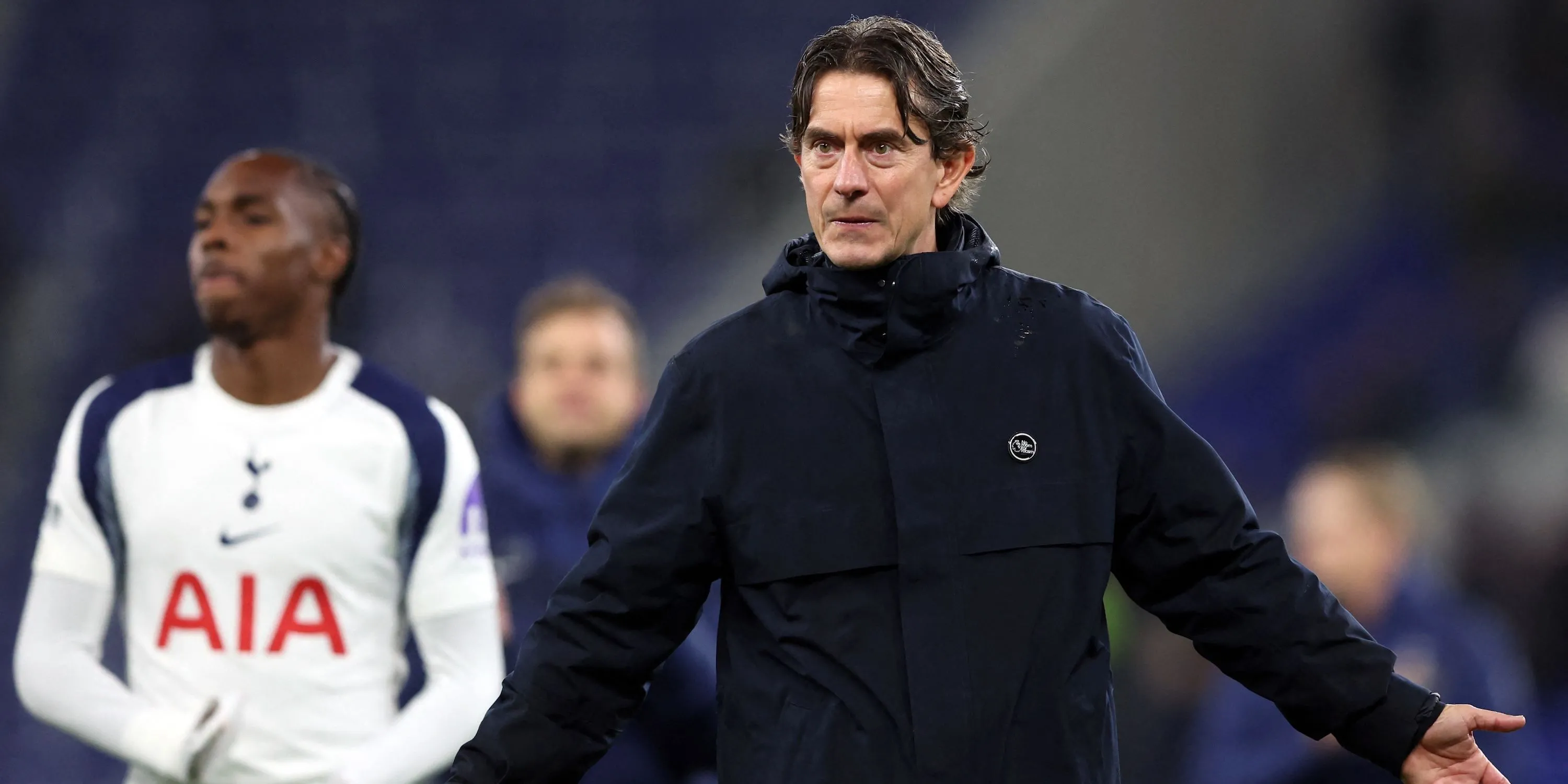 Trước đó, Thomas Frank là huấn luyện viên Tottenham đã tiến hành các thay đổi chiến lược